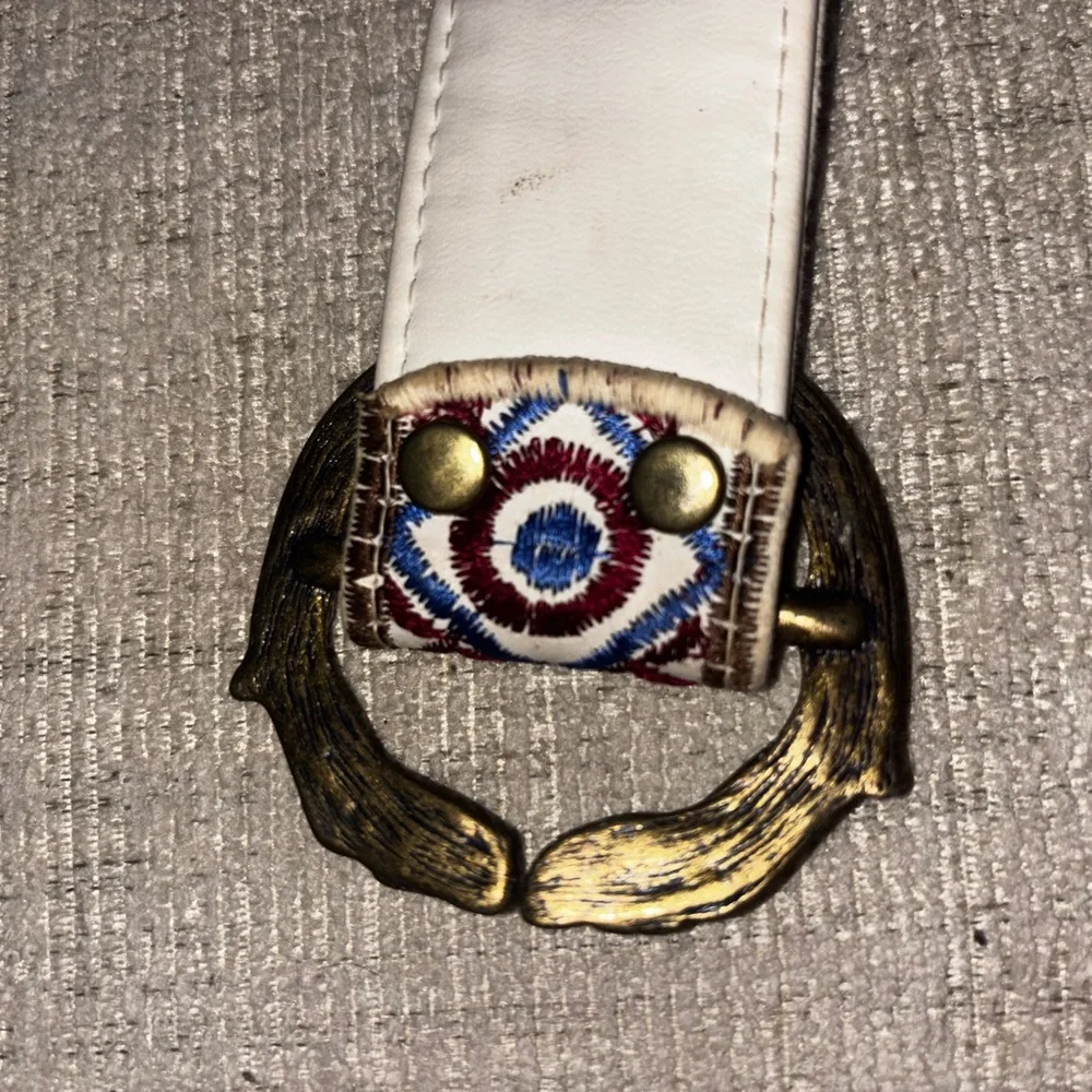 Vintage Rare Bechelli Embroidered Belt 60s 70s Festival Unique Boho Small 28–32